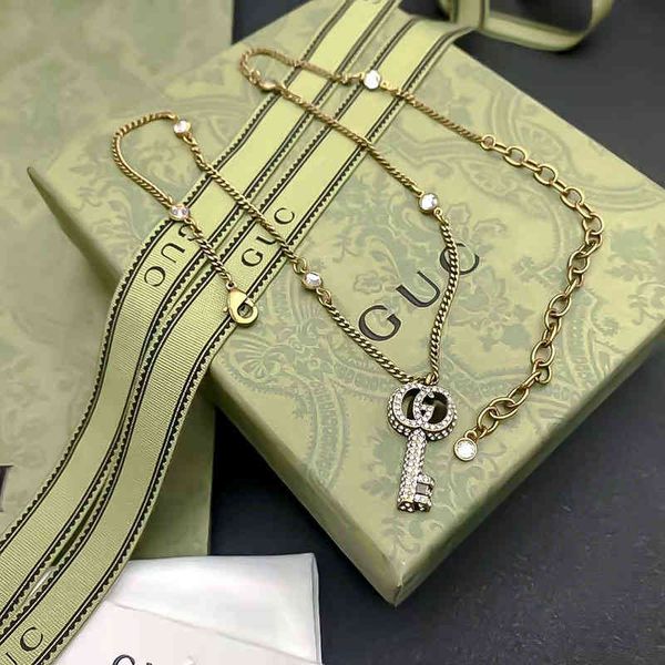 

2022 factory wholesale new necklace new brass key diamond inlaid simple net red same necklace, Silver