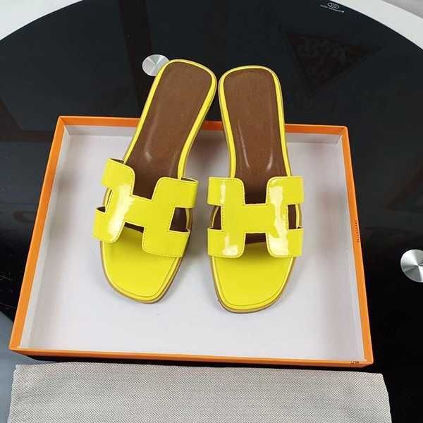 

2022classic fashion summer slippers female leather platform comfortable shoes high heel sandals beach flat bottom 35-42 mkjj001, Black