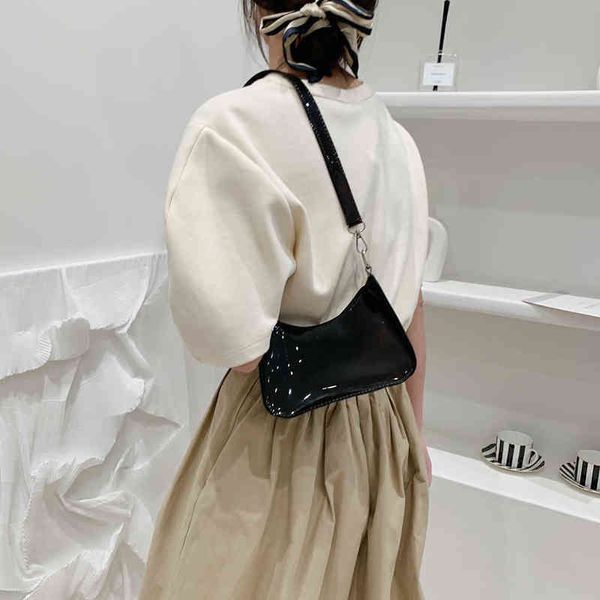 Bolsas de noite moda moda ladies geléia de cor sólida clara axual feminina casual hobos bolsa de bolsa celular ombro 220630