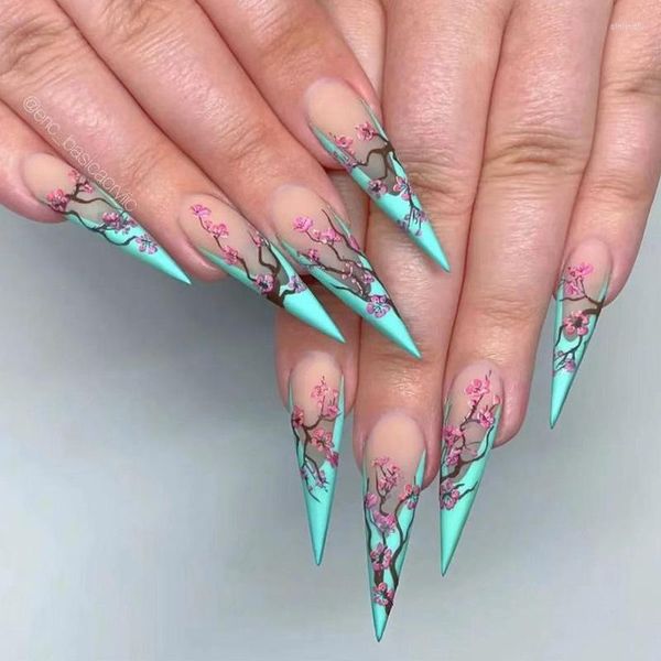 Unghie finte Tiffany Blue Retro Wintersweet Long Stiletto Kit con colla Design cinese Fiore French Fake Plum Box Nail Tips 2022