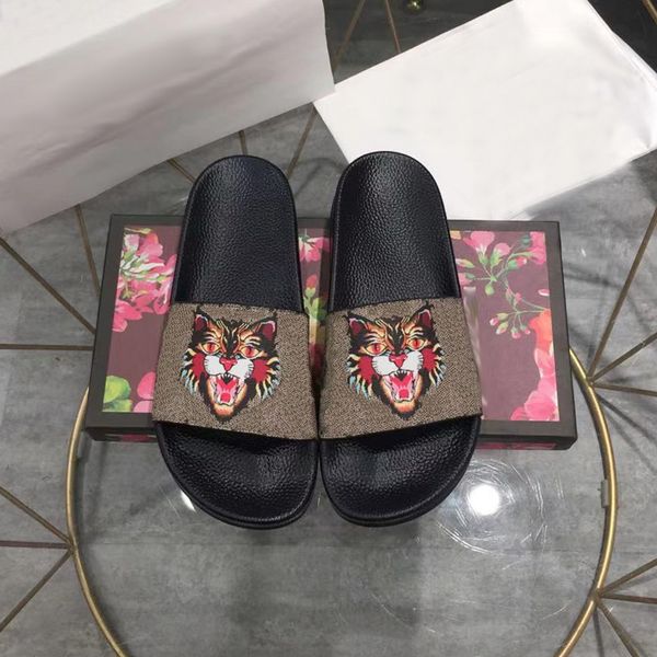 

mens designers slides womens slippers fashion luxurys floral slipper leather rubber flats sandals summer beach shoes loafers ger bottoms, Black