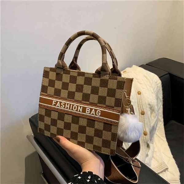 

autumn and winter girl simple student one messenger design purses online