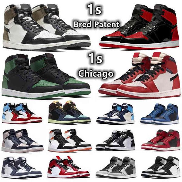 

2023 1 1s mens basketball shoes sneakers chicago reimagined bred patent dark mocha pine green rebellionaire grey fog fearless obsidian men w