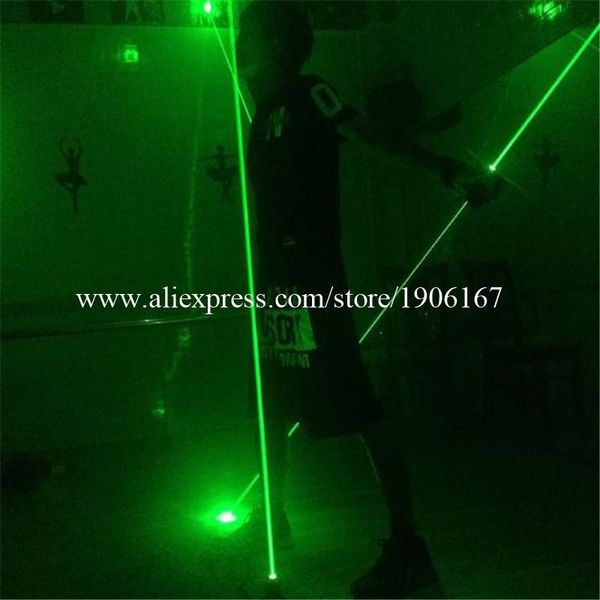 Decorazione per feste All'ingrosso Una coppia di spade laser verdi a mano Laserman Show Puntatori Proiettore per Stage Dance DJ Club DHL