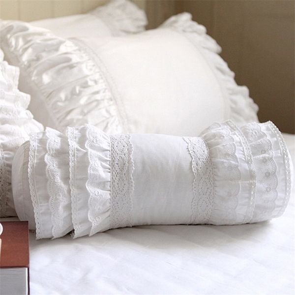 Белая вышитая подушка декоративные постельные принадлежности подушка европейская конфета подушка принцессы рюкзала кружева поясничная подушка диван рукой отдых 220406