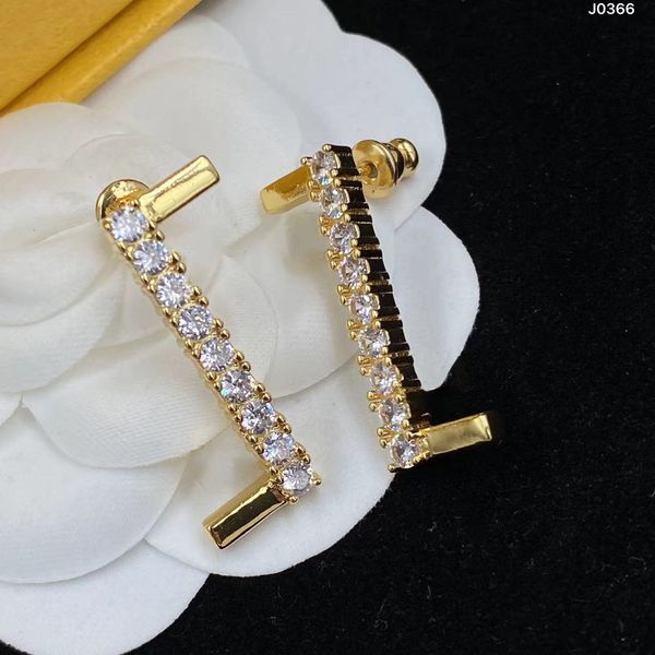 

Fashion Pendant Earring Designer For Women Lady Diamond Stud Earrings Designers Jewelry Hoops Studs Party Letter F Valentines Day BOX 248124BF