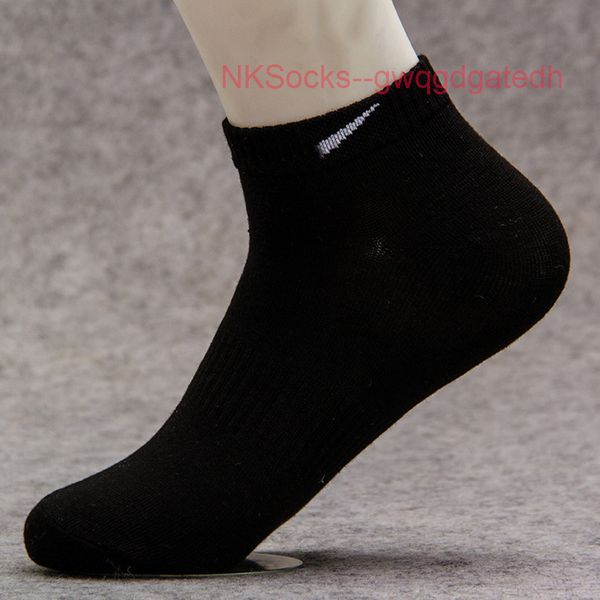 

men's classic fashion socks hook brand combed cotton sweat absorbing breathable medium tube sports striped solid sock casual men women, Black