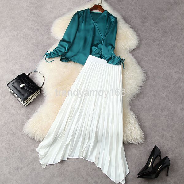

women's two piece pants spring women's design v-neck green + irregular pleated skirt set t11853, White
