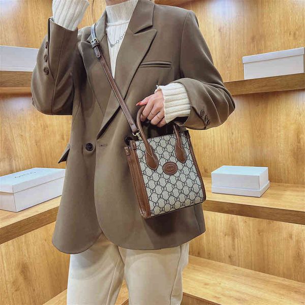 

purses letter printed handbag women's new style small square bag style versatile one shoulder messenger women's bag