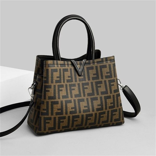 

portable new fashion simple and versatile shopping large capacity printed single messenger portable women's x4w0 clearance outlet sale