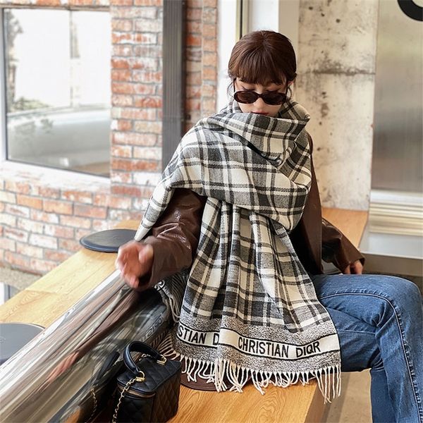 

62% off 2022 autumn and winter new scarves plaid cashmere scarf shawl women's warm, Blue;gray