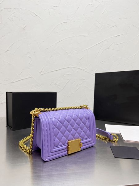 

2022 designers mini bags lovely classic luxury chevran line crossbody bag quilted flap calfskin leather shoulder bag wholesale