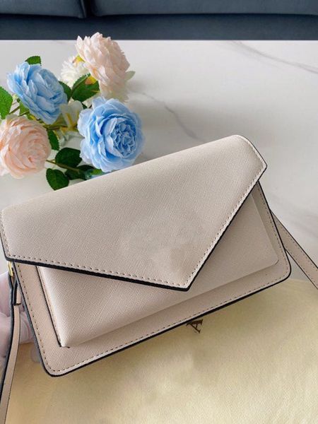 

fahion 22ss womens handbags purses lock me tender mini messenger bag purse grils handbag calfskin chain shoulder leather straps cross body b