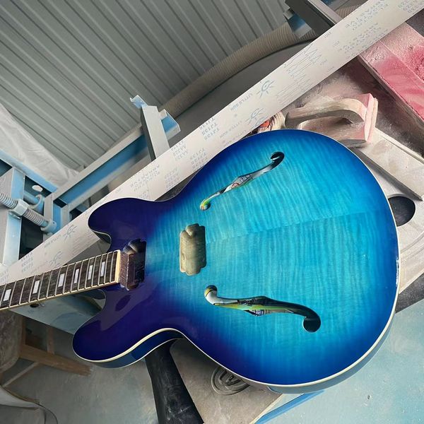 

jazz electric guitar semi-hollow can customize color as p semi-finished products