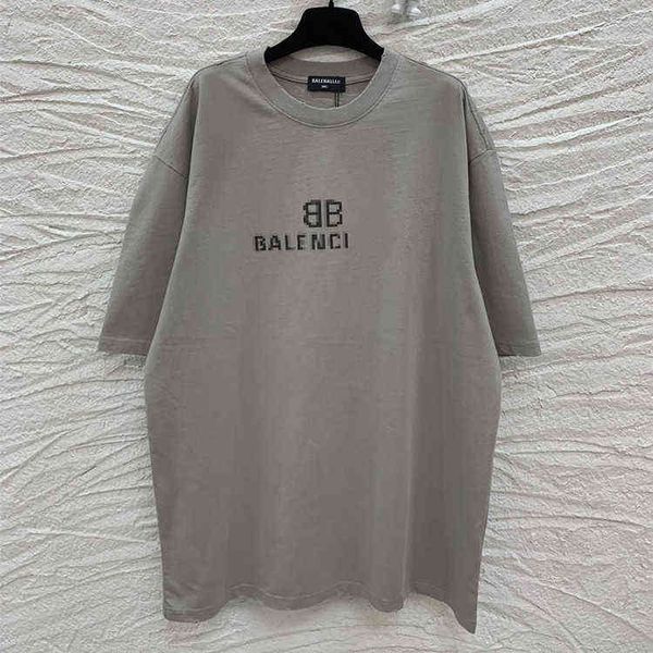 

correct version family classic t-shirt is same for men couples, White