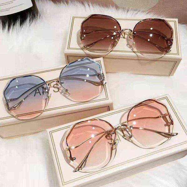 

2022 metal curved temples sun glasses female fashion tea gradient sunglasses women ocean water cut trimmed lens uv400 y220410, White;black