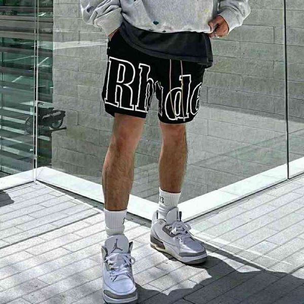 

shorts designer rhude men women fashion casual reflective skateboard hip hop beach pocket zipper high-quality, White;black