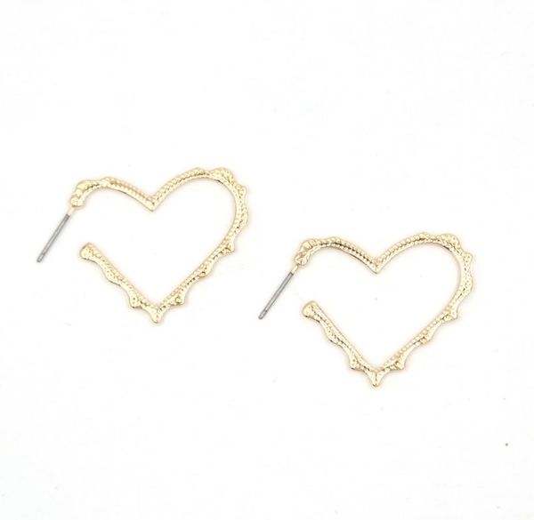 

stud 2022 valentine's day gift lovery wave heart earring for girl, Golden;silver