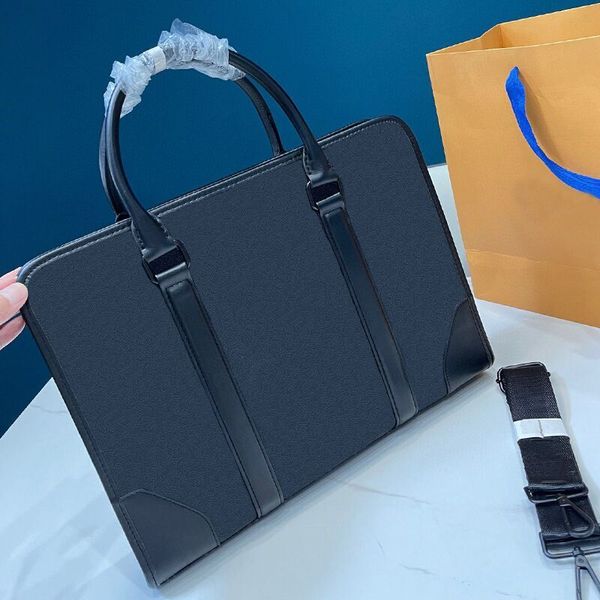 

2022 designer men shoulder briefcase black brown leather handbag letter printing and lattice luxury business man lapbag multifunction docume