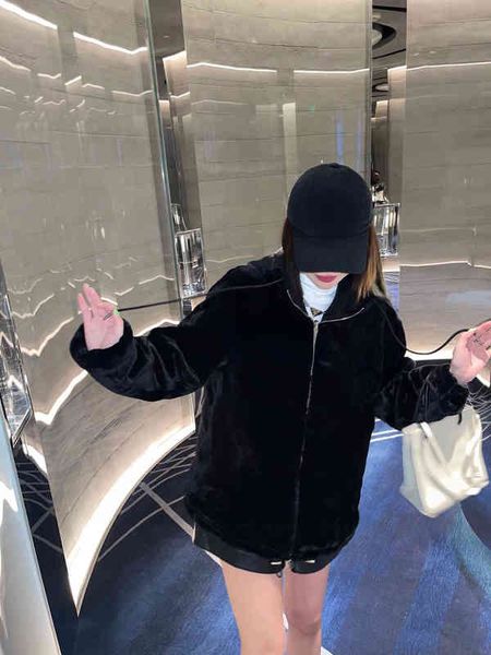 

p family triangular standard plush coat women's 22 winter new hooded leisure fashion handsome work clothes nylon jacket, Black;brown