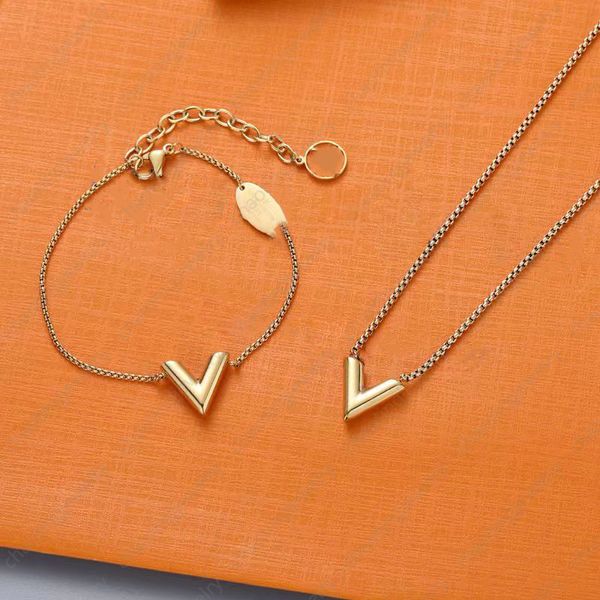 

fashion classic letter charm bracelet bracelet chain 18k gold onyx women and girls wedding mothers day jewelry womens gift-a, Golden;silver