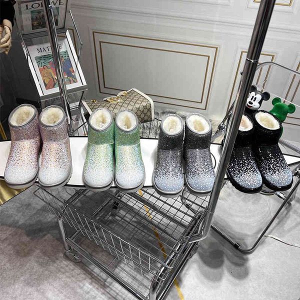 

boots high end quality drill snow boots fur integrated thickened warm flat bottomed casual short fashion, Black