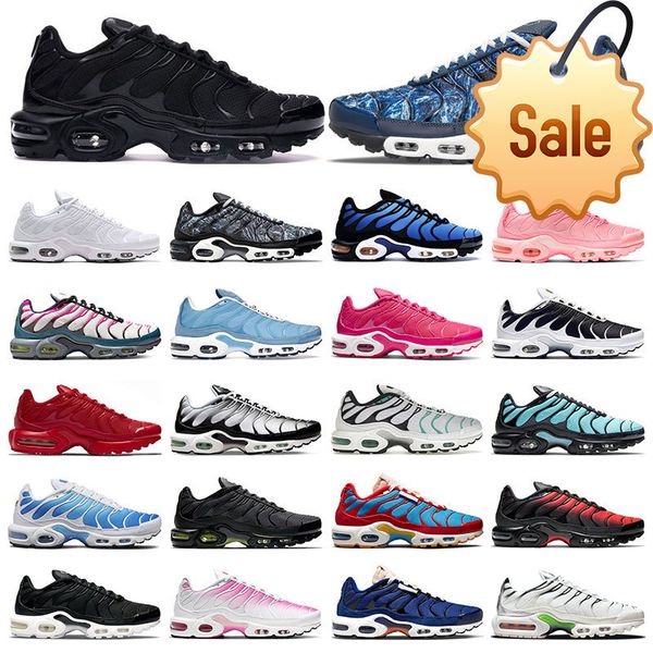 

2022 boots plus tn running shoes men sneakers triple black white hyper blue graphic prints oreo mint