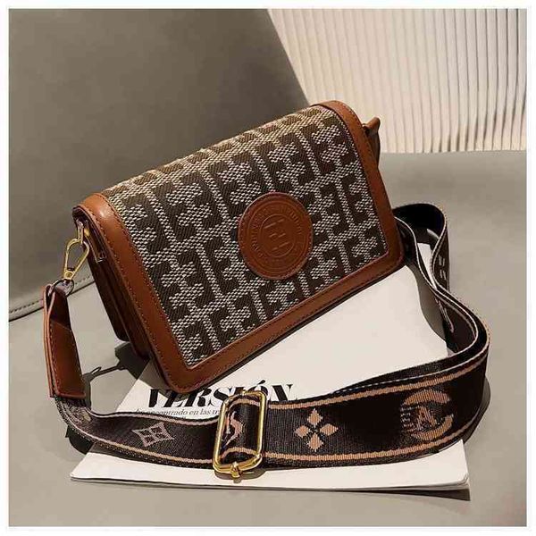 

55% off online sale wholesale handbag on small square simple trend bags, Black;red