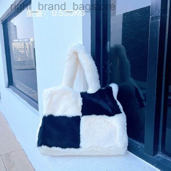 

designer patchwork soft plush women handbags winter plaid faux fur tote women shoulder bag luxury fluffy shopper bags for women w220813