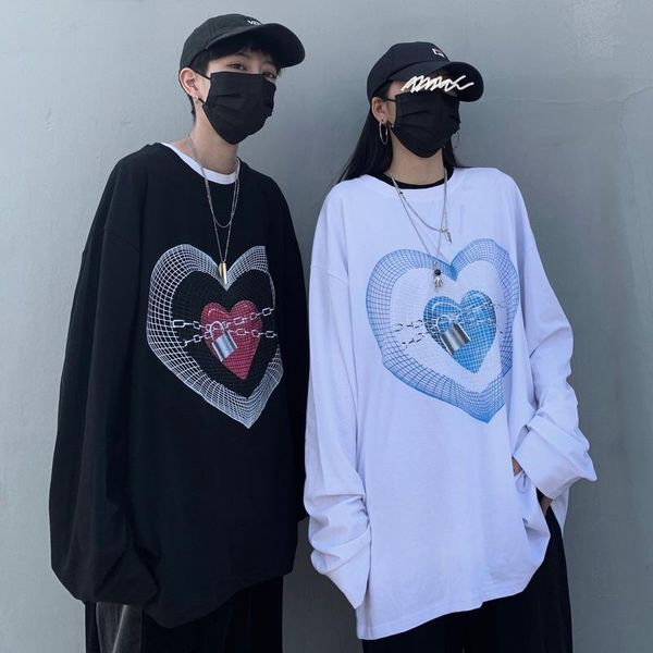 T-shirt da uomo stile coreano Harajuku coppia amore catena grafica a maniche lunghe T-shirt da uomo Tee Goth estetica Grunge vestiti per adolescenti
