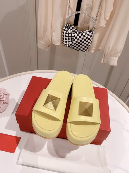 

designer women slippers genuine leather grid rivet flat slides non-slip wear-resistant sandal lady thick sole slippers size 35-40, Black