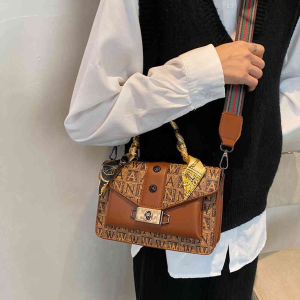 

women's 2022 printing elegant square luxury bag letter printed single portable women's bag woven shoulder strap all-match portable
