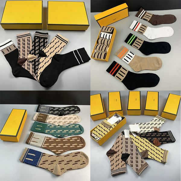 

tide brand stockings hosiery fashion letter embroidery socks 5 colors cotton stocking seasons breathable sport sock296z, Black;white