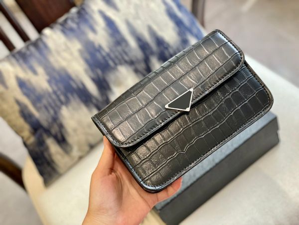 

evening bags women's designer wedding party crocodile leather clutches metal triangle buckle shoulder messenger