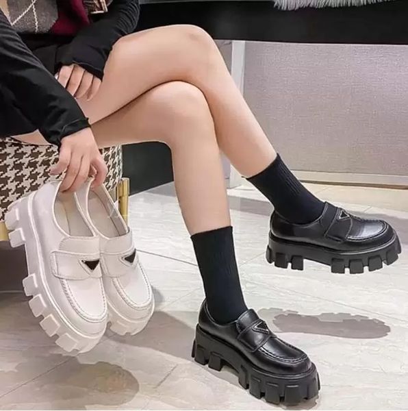 

2021s luxury designer women sandals loafer shoes casual shoe soft cowhide rubber platform black patent leather leisure dress round toe slip-