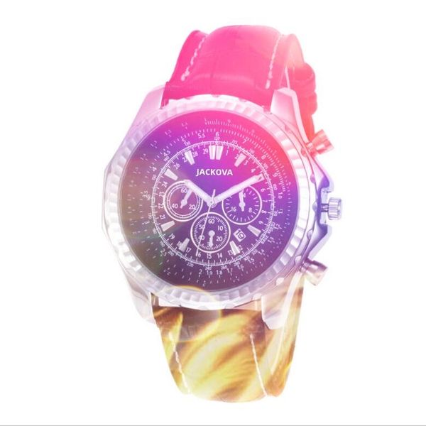 Relógios à prova d'água que vendem fábrica Sub -mostradores não funcionam designer StopWatch Fashion Fashion Leather Quartz Calendário Mens Watch Factory Montre de Luxe