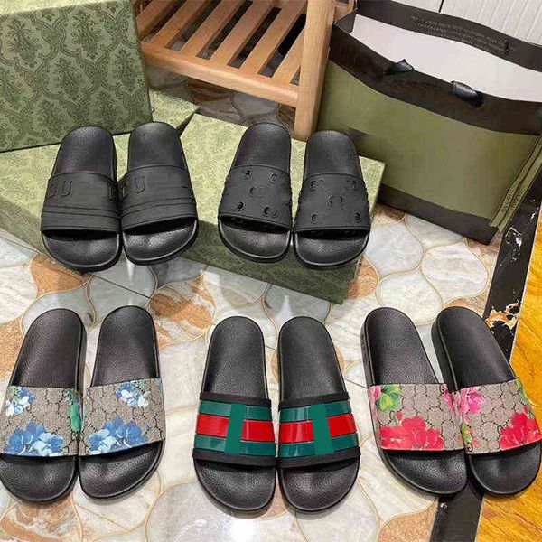 

g family 2022 spring and summer beach slippers men's women's, Black