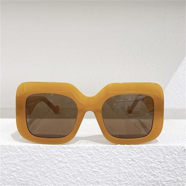 

22% off 2022 luxury fashion design high version sunglasses big square street net red same, White;black