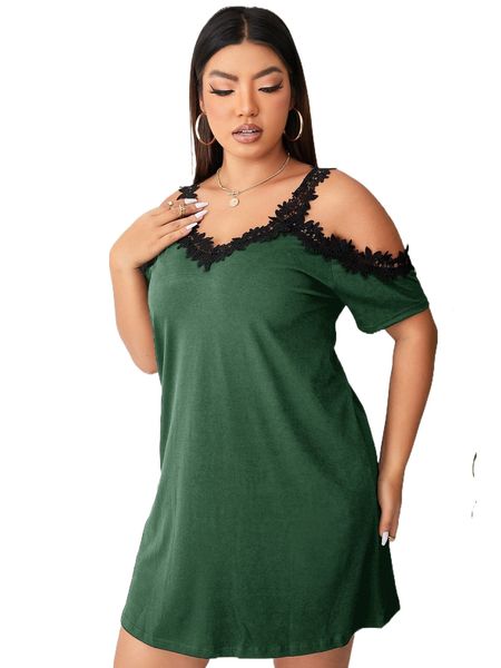 

plus guipure lace trim cold shoulder tee q2p1#, Black