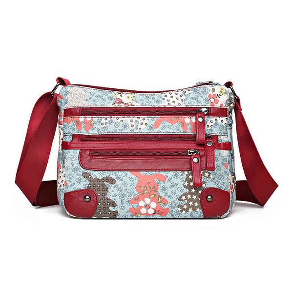 

designer handbags designers lightweight waterproof nylon mother female 2022 new multi-layer large capacity single shoulder msenger small squ