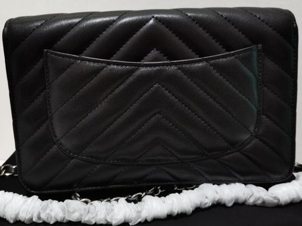 

5a woc wallets lambskin v shape silver hardware classic flap wallet on chain for women with dust bag box serial number, Red;black