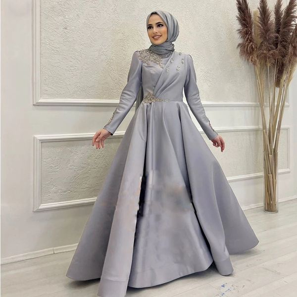 Hijab abito da sera musulmano collo alto manica lunga abito formale in raso lunghezza del pavimento con paillettes perline abito da ballo arabo Dubai