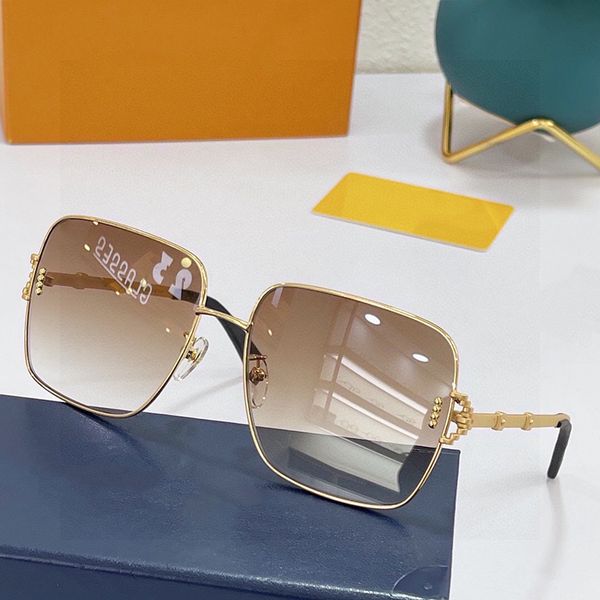 

charm square sunglasses flowers printing for men oversized gradient rivet hinged eyewear z1437 lady vintage gold metal travel beach goggle s, White;black