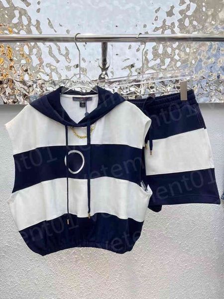 

branded women two pieces pants fashion stripe pattern shirts juicy tracksuits trend luxury shorts fleece juicy tracksuit stylist womens desi, White