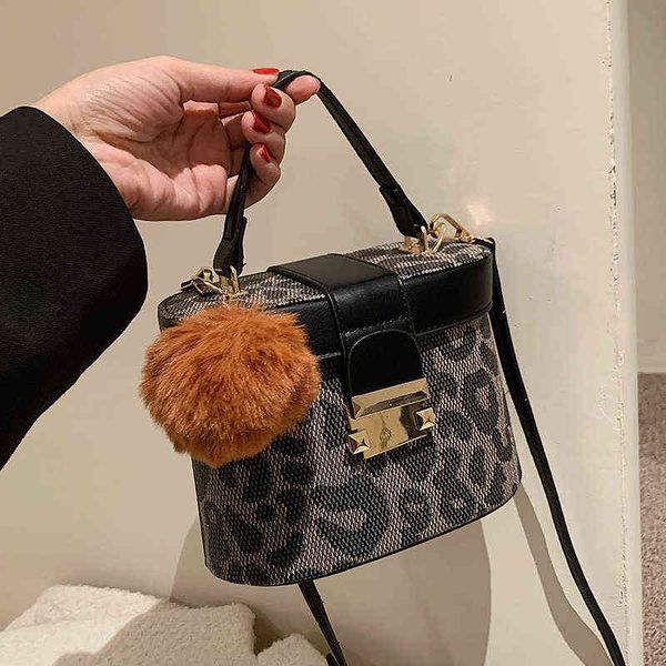 

2022 new fashion all-match ladies mini handbag year's popular small bag cross portable bucket