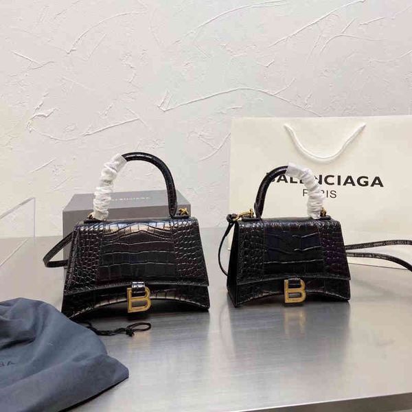 

women luxury blencaigas handbags bag women's leather 2022 fashion versatile b family hourglass character messenger net red same c7ik