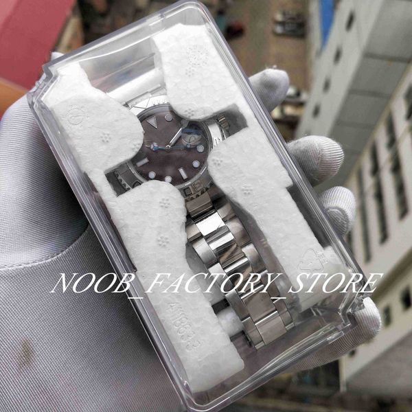 

watch super bp factory version 2813 automatic movement sport classic gray blue dial bezel sapphire glass 40mm mens watches plastic, Slivery;brown