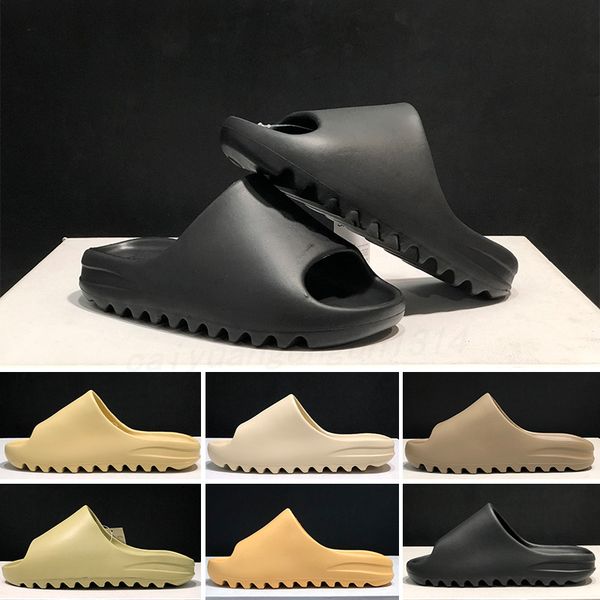 

2022 foam runner sandals shoes slippers triple black white resin desert sand men women fashion slides c13