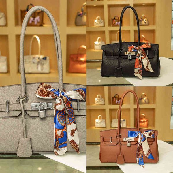 

fashion women handbags heme bag women 2022 atmospheric silk scarf portable platinum large capacity diagonal single shoulder fashionable pr7c