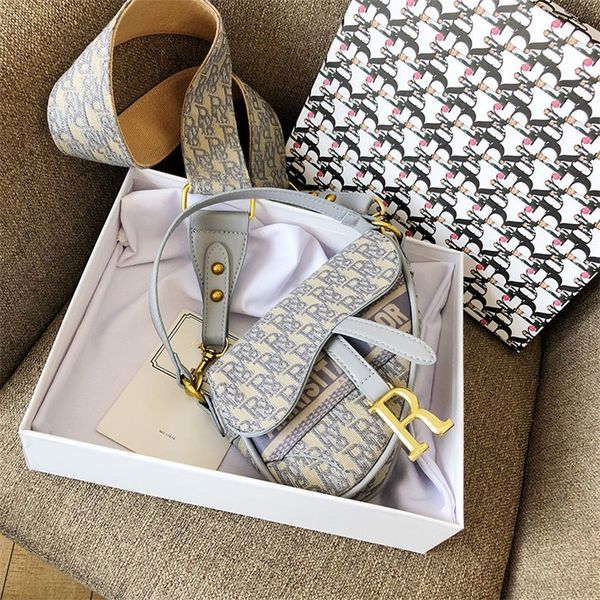 

32% off 2022 new women's bags can be customized and mixed batches silk scarf embroidery retro saddle versatile ins net red durable